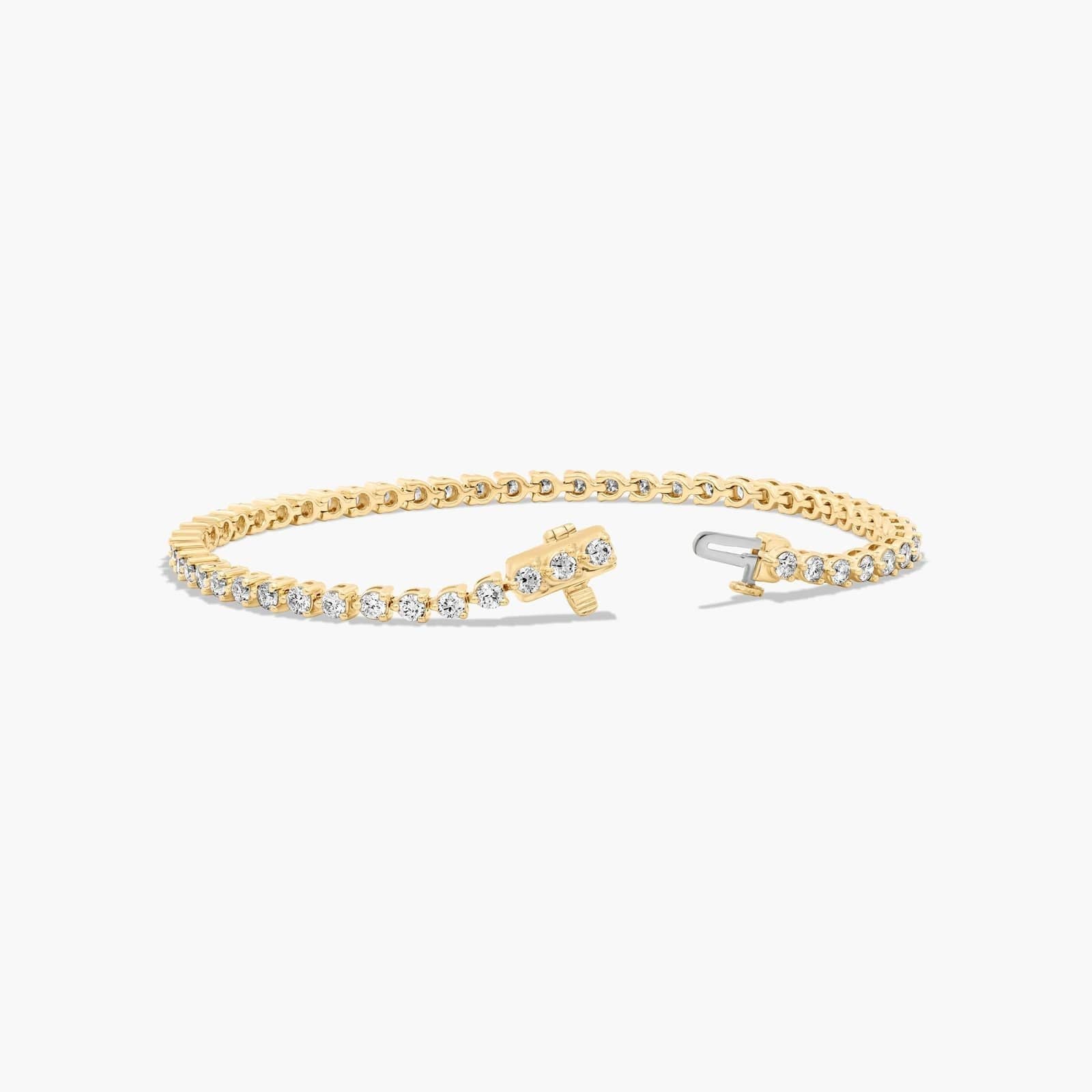 3.00 Ct Three Prong Diamond Tennis Bracelet
