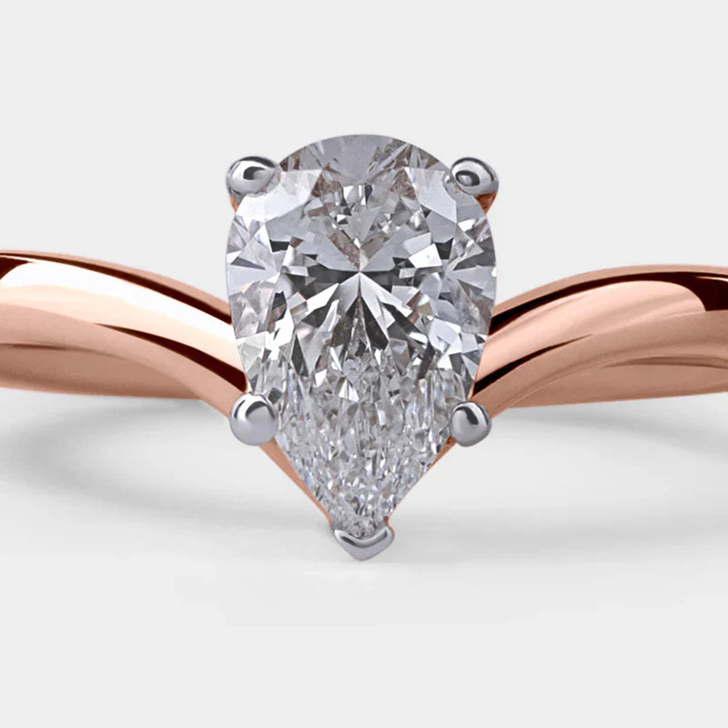 PEAR-SHAPED 1.01 CARAT LAB-GROWN SOLITAIRE DIAMOND RING