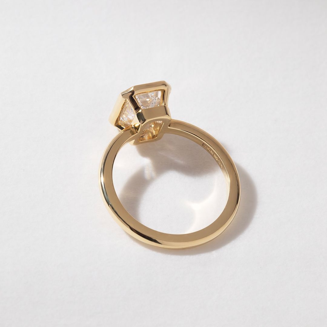 2.00 Ct Emerald Bezel Set Lab Diamond Ring