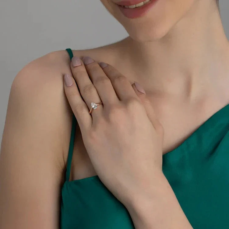 PEAR-SHAPED 1.01 CARAT LAB-GROWN SOLITAIRE DIAMOND RING