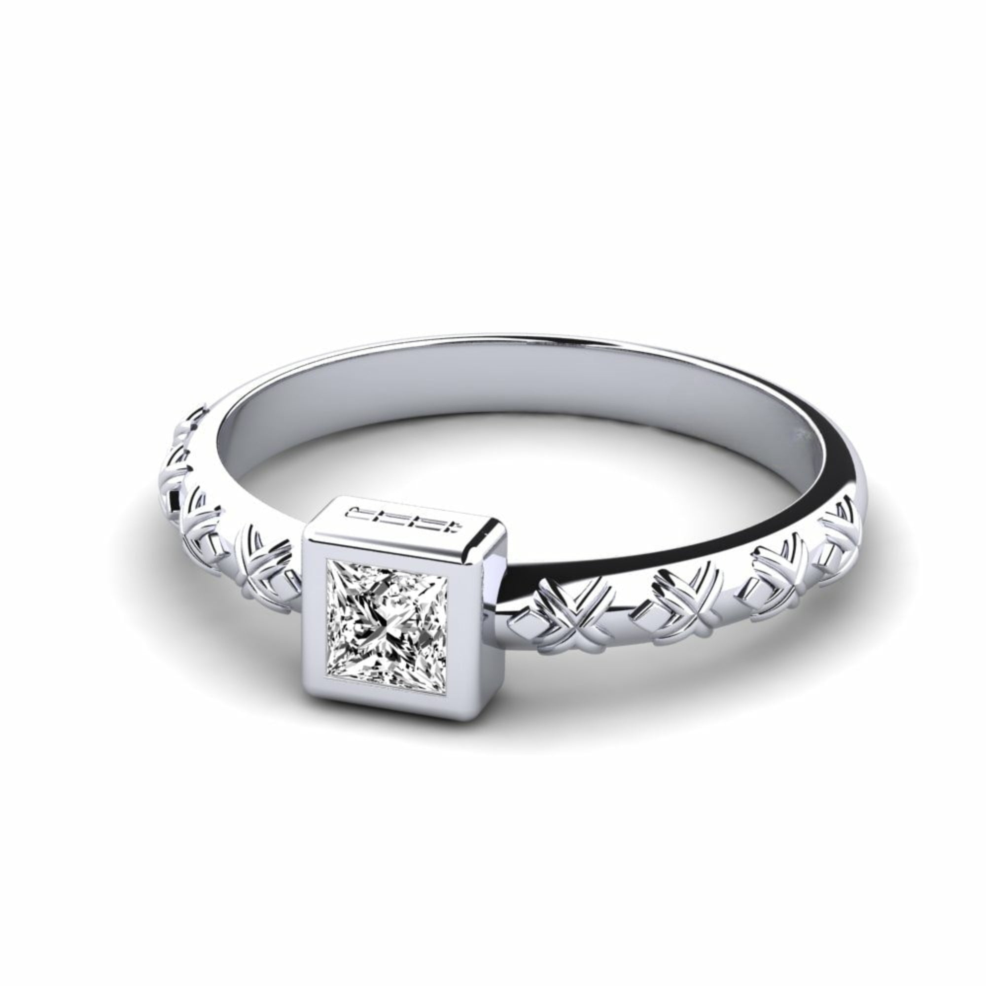 Coverd Princess Diamond Ring