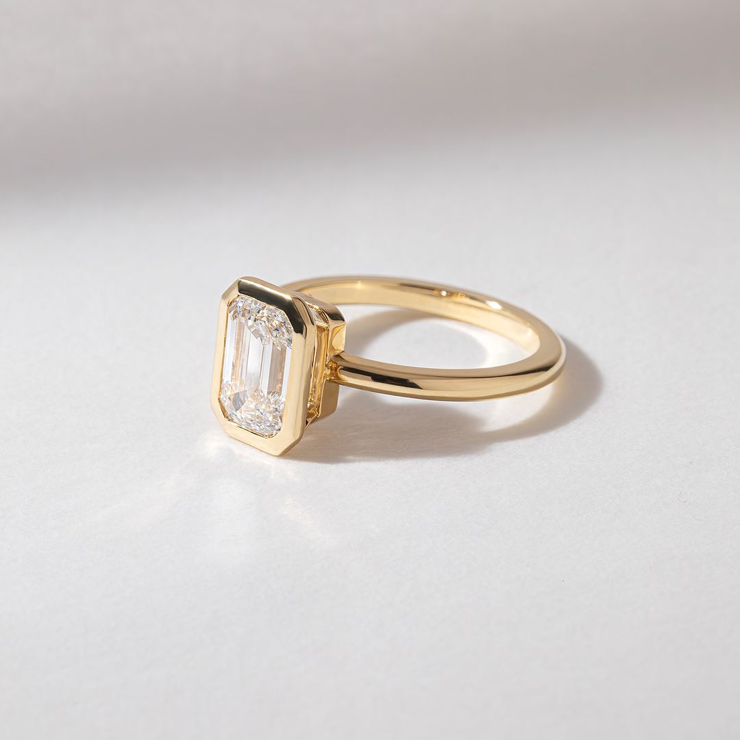 2.00 Ct Emerald Bezel Set Lab Diamond Ring